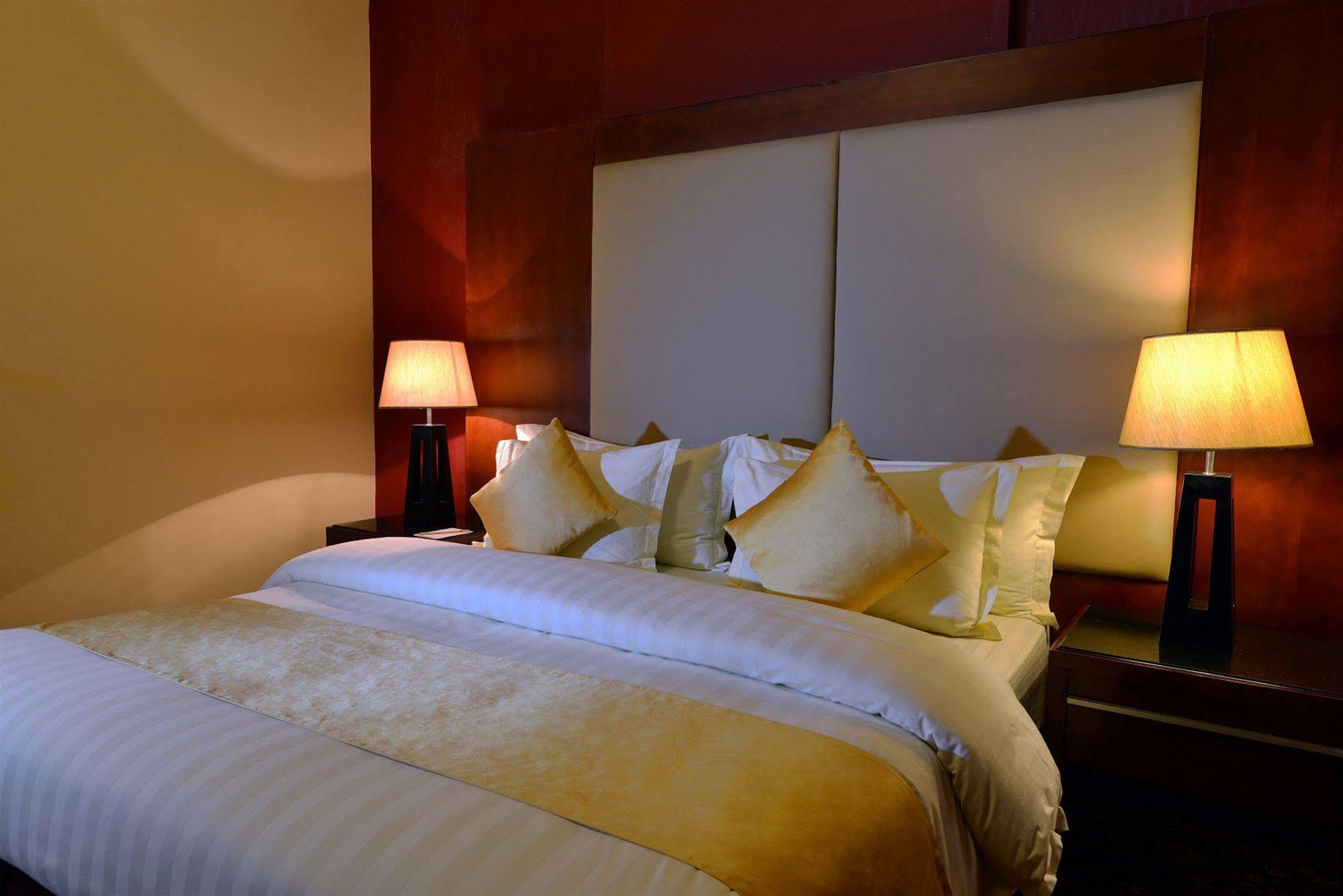 Boudl Palestine Aparthotel Jeddah Exterior photo